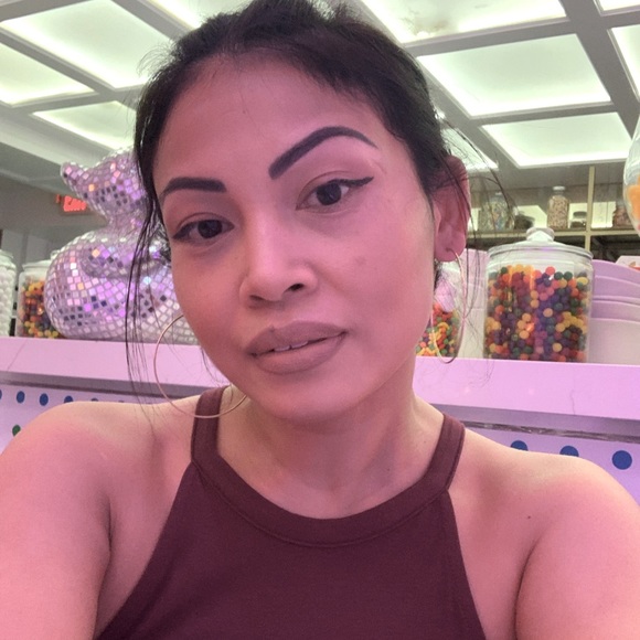 Meet your Posher, Marida - Picture 1 of 1